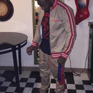 Meet your Posher, Prince